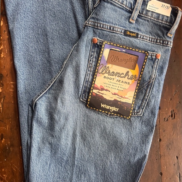 Wrangler Denim - Wrangler Men’s Bootcut Jeans - Light Wash Blue